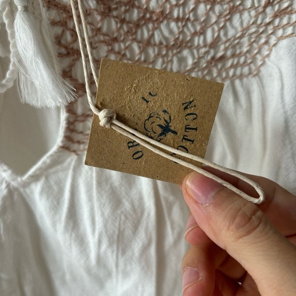 Faherty Laura Embroidered smock‎ neck Blouse Sz L New - Picture 8 of 9